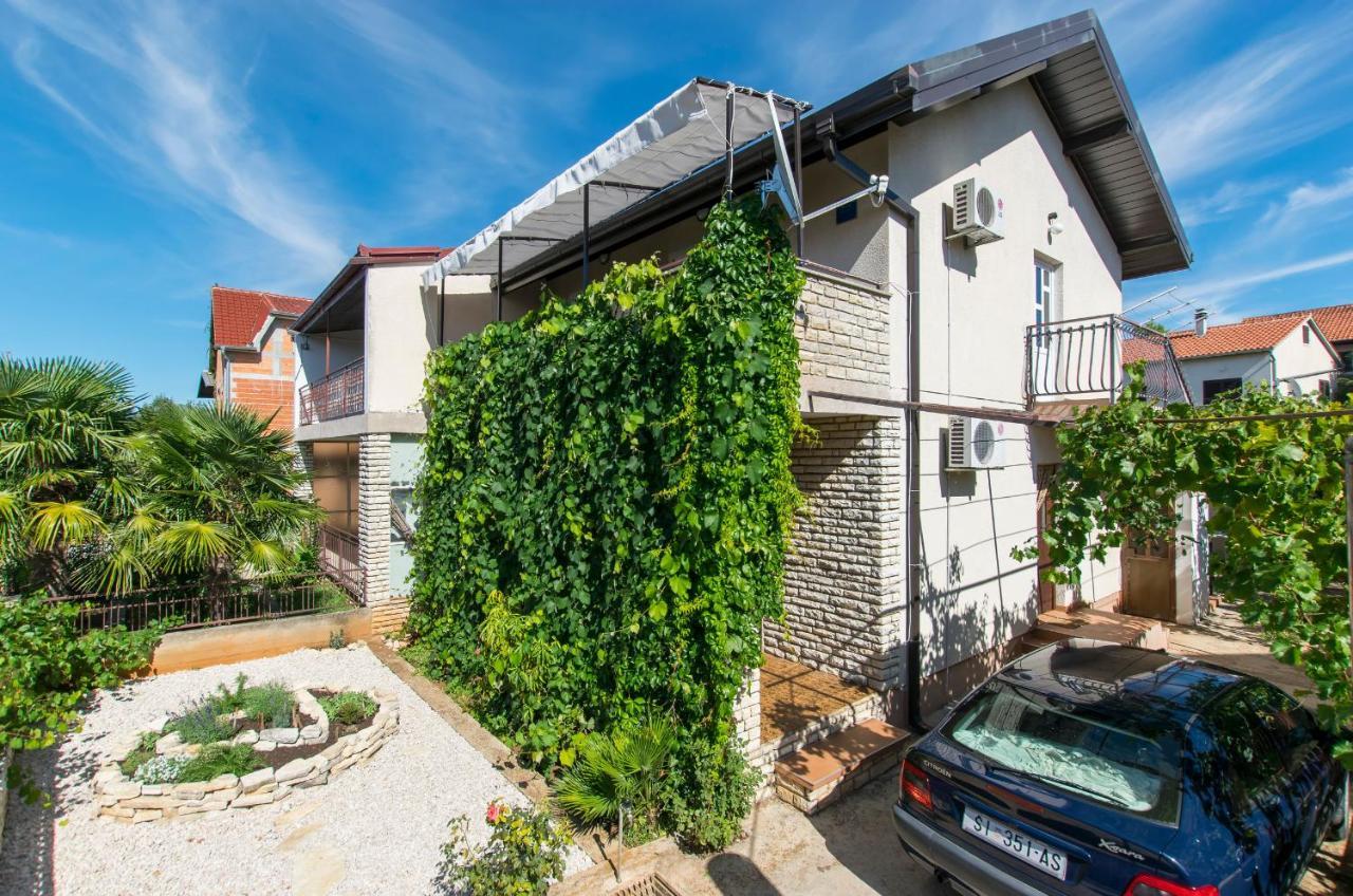 Apartments Andrija بيروفاتش المظهر الخارجي الصورة