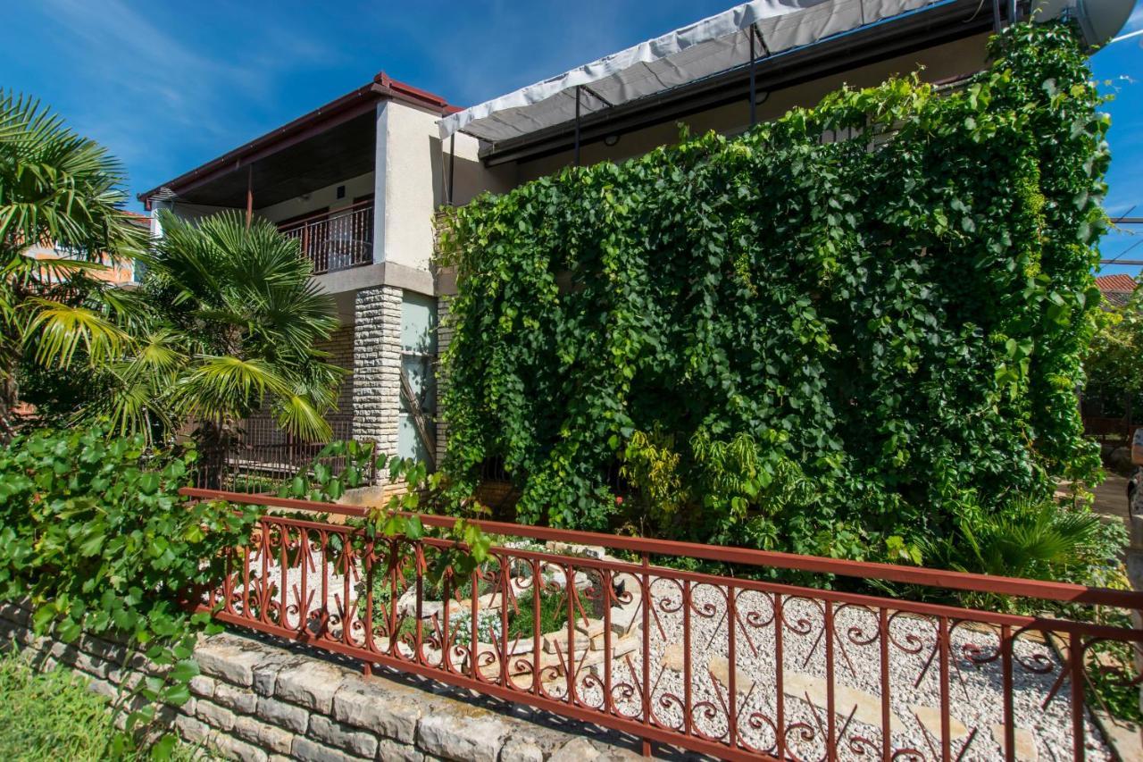 Apartments Andrija بيروفاتش المظهر الخارجي الصورة